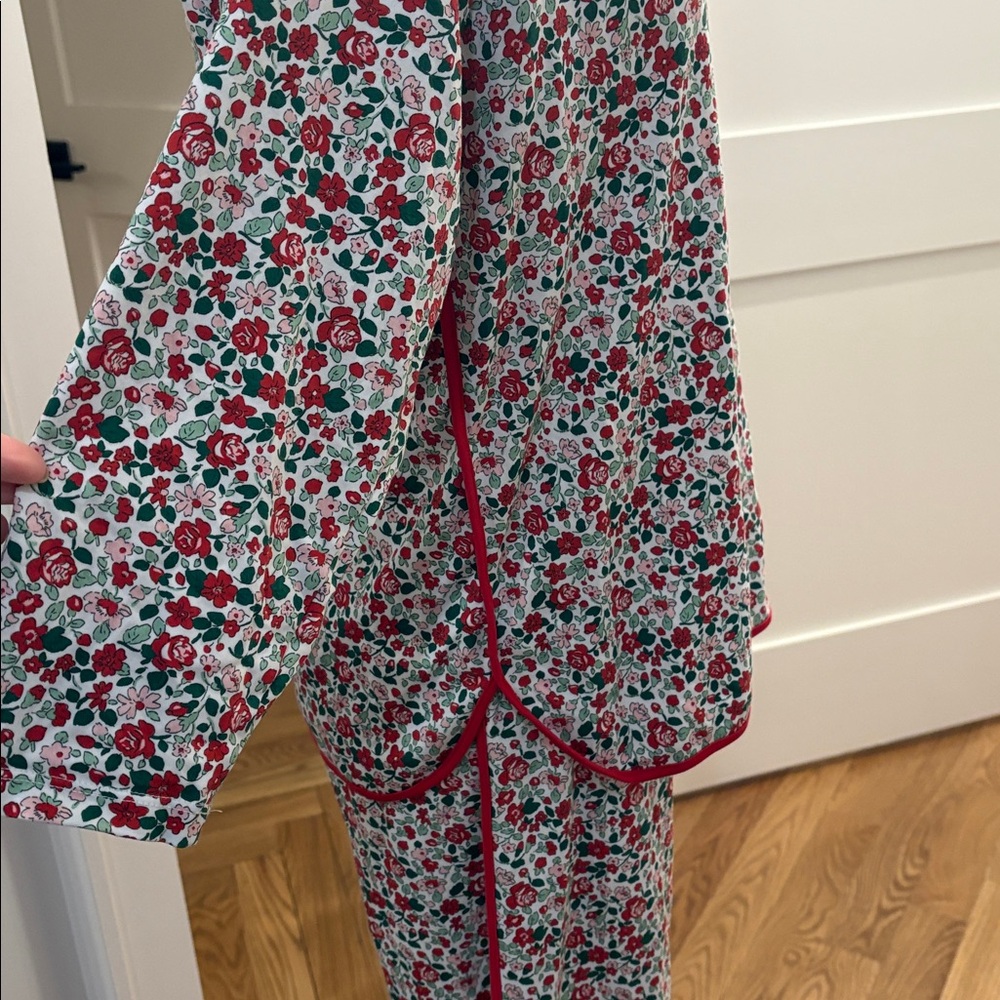LAKE Floral Print Women's Pajama Set - Picture 4 of 9